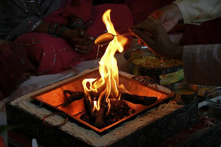 agni hotra cerimonia de fogo como um poderoso remédio astrológico